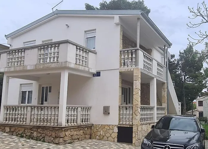 Apartmani Lana, 40 Metara Do Mora, Seline