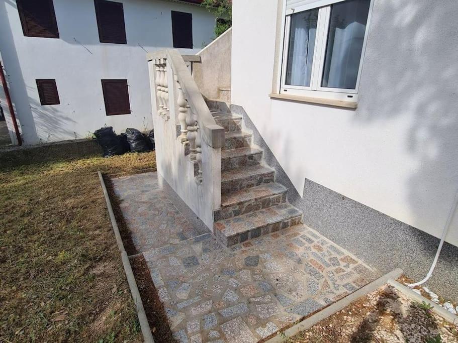 Apartment Lana, 40 Metara Do Mora, Seline